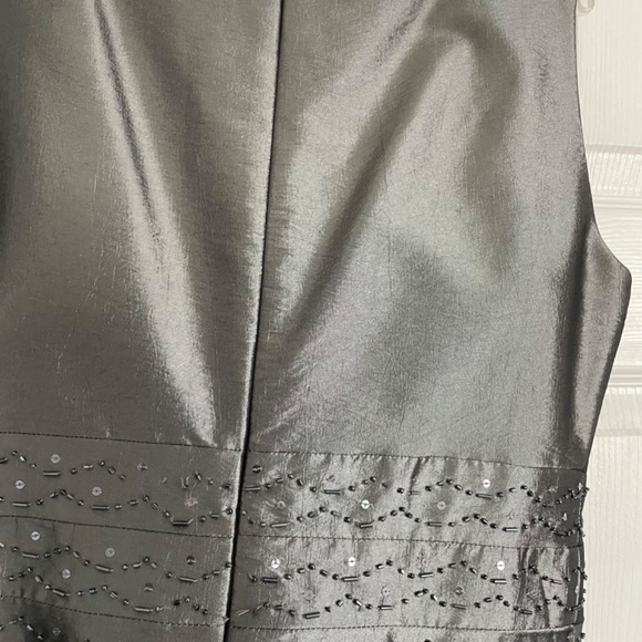 Flattering Dress! Dress it up or down! - Picture 7 of 7